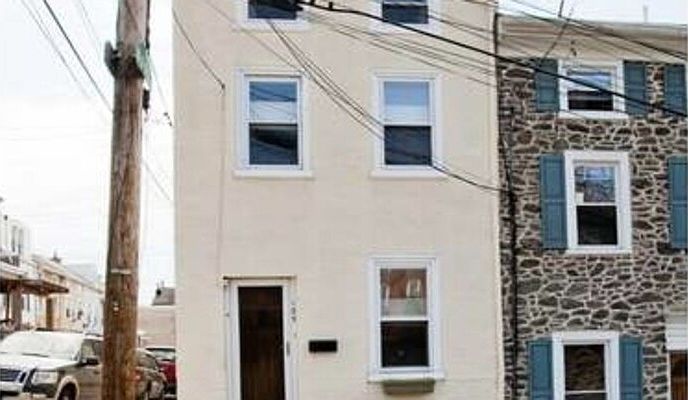 1st image of 135 Pensdale St