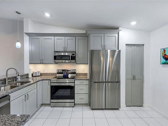 4th image of 810 New Waterford DR #B203