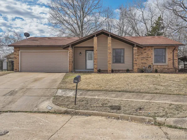 2918 S Ash Pl W, Broken Arrow, OK 74012
