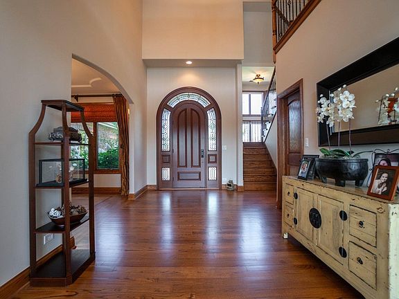5th image of 9433 Highland Ct