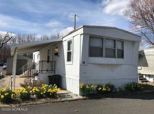 14 Sams Mobile Ct, Hazlet, NJ 07730