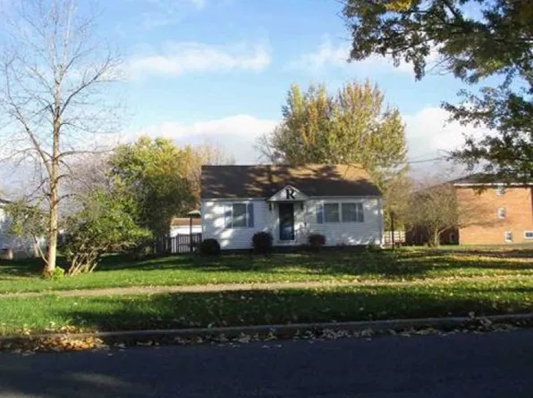 838 E High St, Lockport, NY 14094