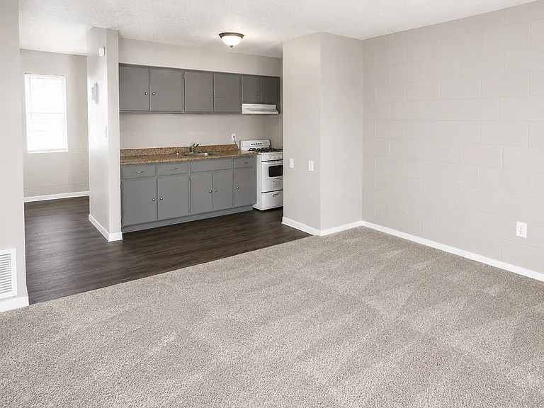 Casa Del Sol Apartments — Photo 4