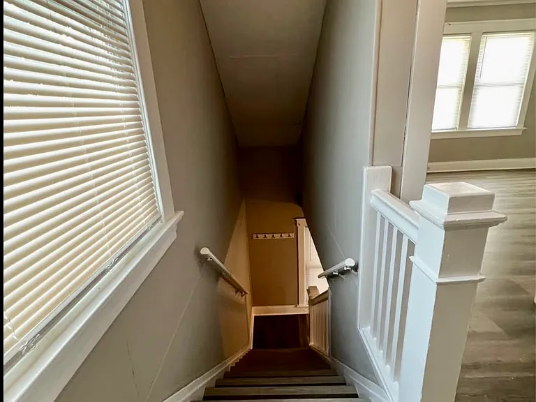 754 Arlington Ave — Photo 15