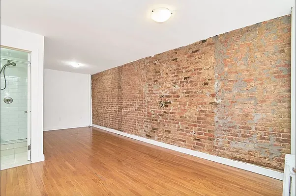 Rented by Living New York | media 11