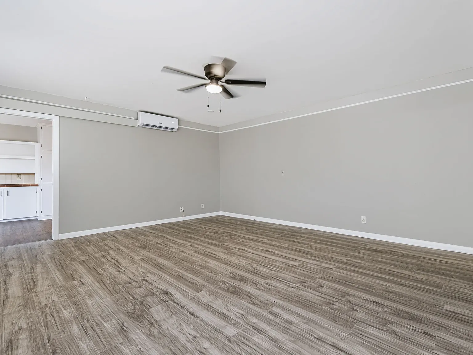 2 bed, 950 sqft, $1,395 — Photo 3