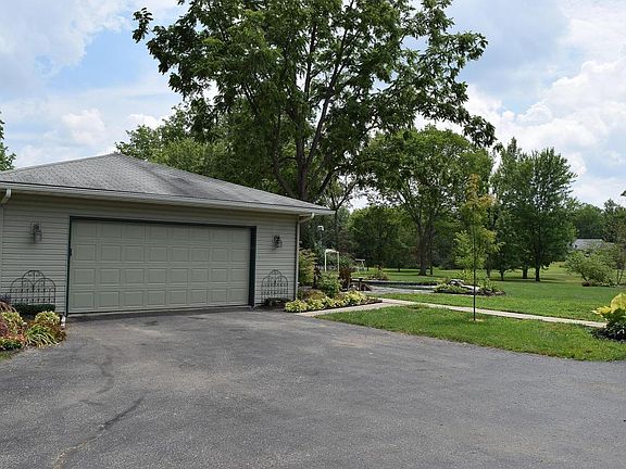 3rd image of 20847 Westlake Lee Rd