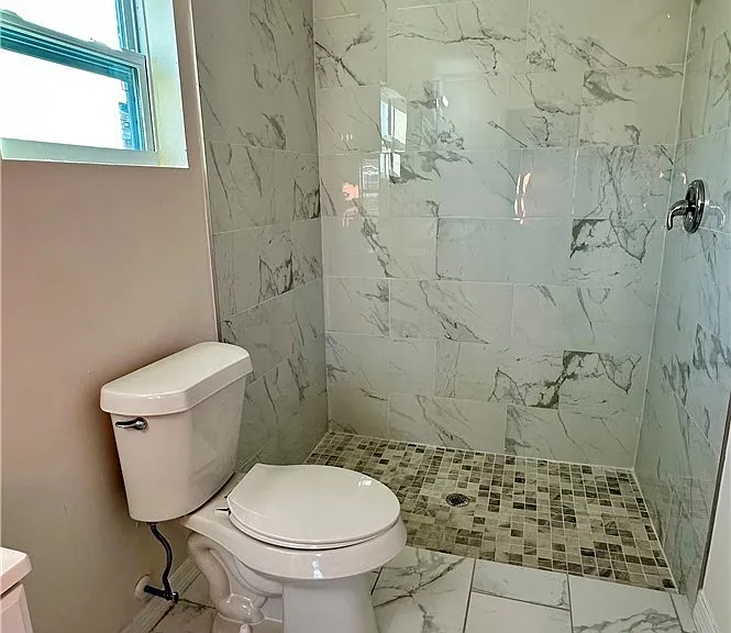 3305 SW 15th Pl — Photo 16