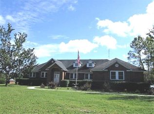 1719 Tee Vee Rd, Elloree, SC 29047