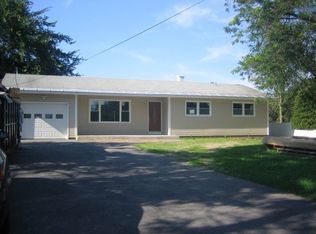 8133 Seneca Tpke, Clinton, NY 13323