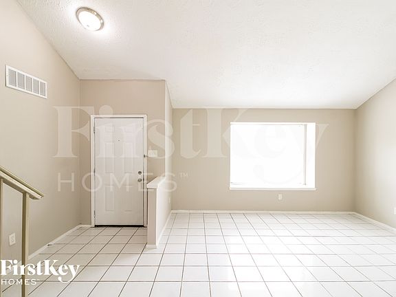 4th image of 8519 Rockmont Ct