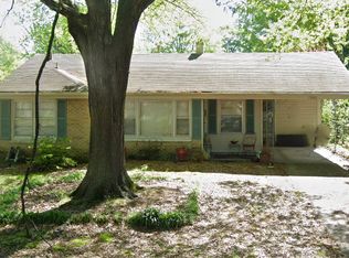 1500 Ivy Rd, Memphis, TN 38117