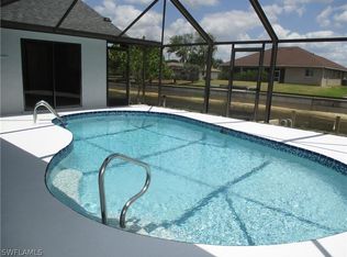 225 SE 4th Pl, Cape Coral, FL 33990