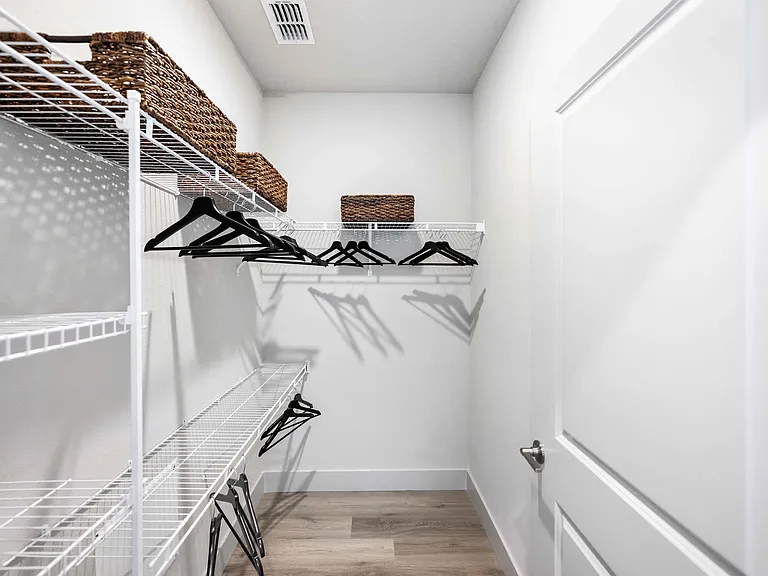 Dunson Grove Apartments — Photo 7