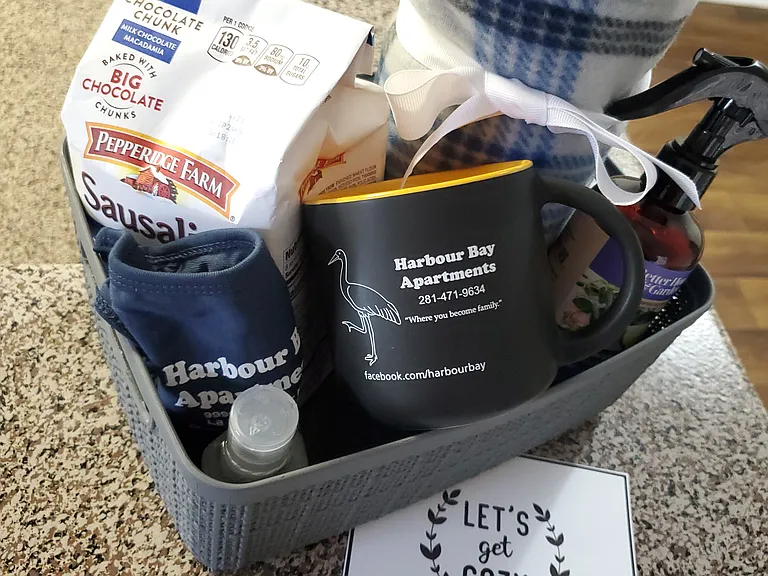 Enjoy move-in gifts when you lease with us!