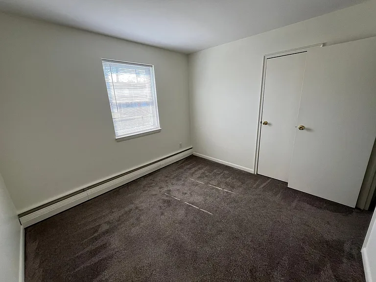 323 W Pennsylvania Ave #C — Photo 18