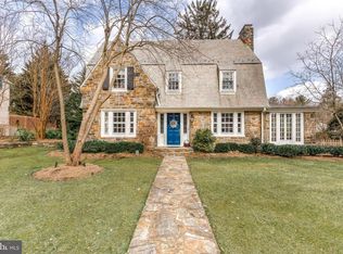 114 Saint Dunstans Rd, Baltimore, MD 21212