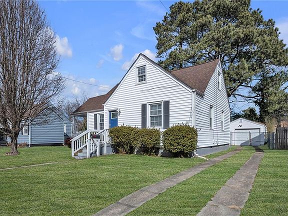 3rd image of 1614 Broadfield Rd