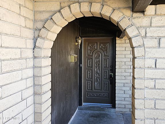 2nd image of 2809 Penwood Dr