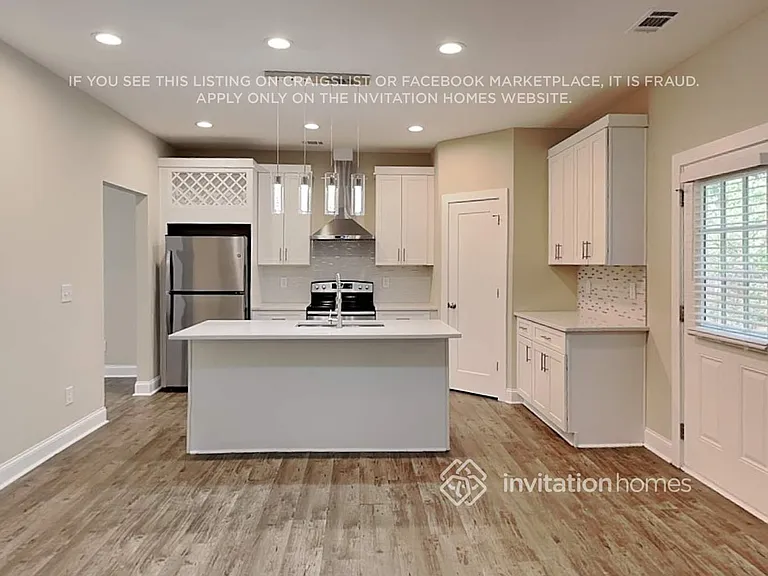 310 Valley View Dr — Photo 8