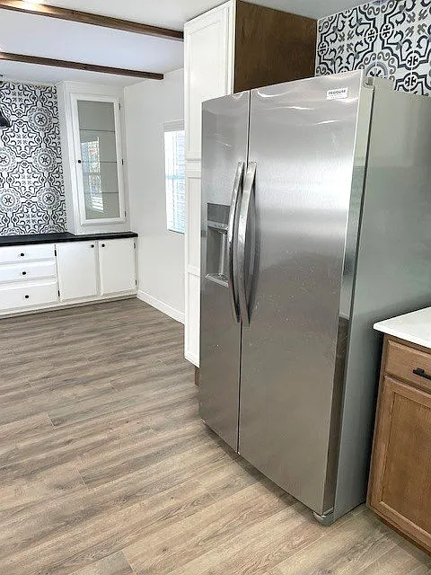 3 bed, 1400 sqft, $2,475 — Photo 4