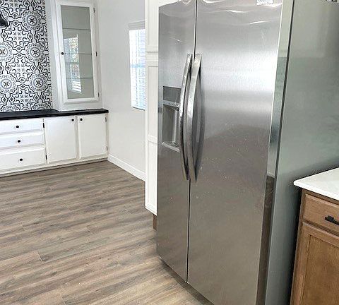 4th image of 2450 SW 52nd St