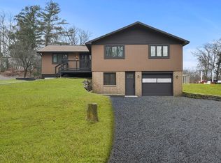 23 Lakeside Ave, Webster, MA 01570