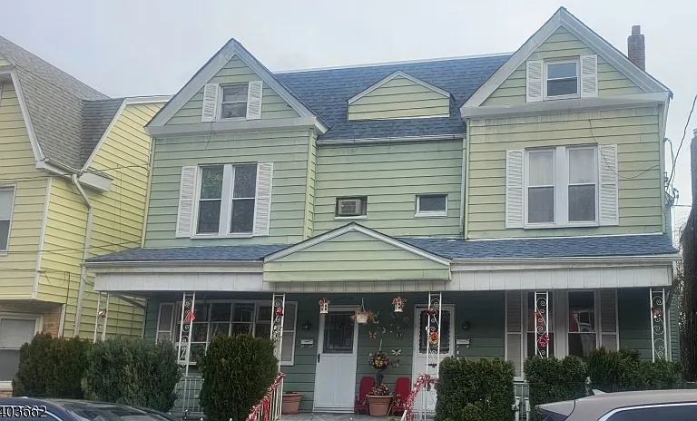 202 Clerk St #1 — Photo 1