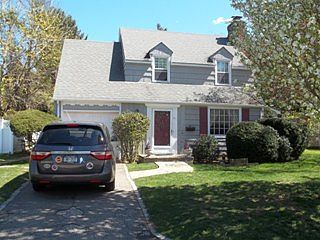 1st image of 31 West Ct