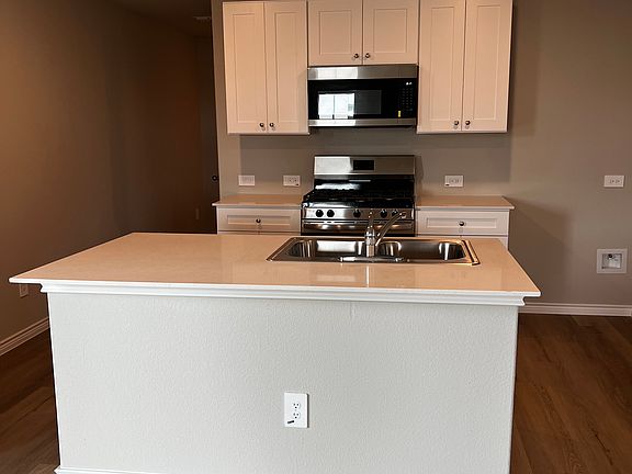 3rd image of 5508 Flannel Ln