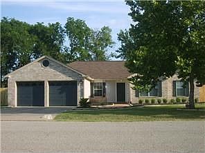 3rd image of 105 Whitetail Ln
