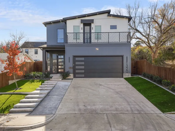 1320 Compton St, Dallas, TX 75203