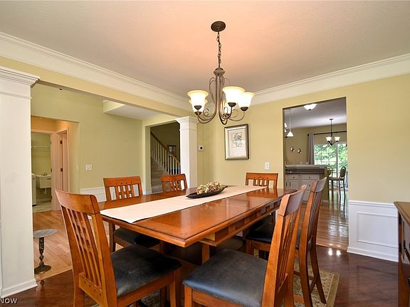 4th image of 9151 Ashcroft Ln