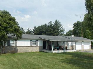796 Cassidy Ln, Mitchell, IN 47446