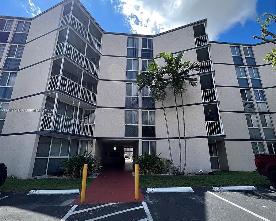 1st image of 7125 NW 186th St APT B101