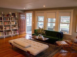 21 Carver Rd, Watertown, MA 02472