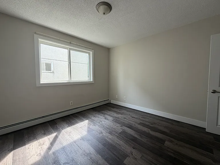 10130 154th St NW #10 — Photo 7