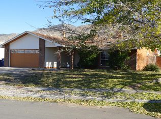 2716 La Charles Dr NE, Albuquerque, NM 87112