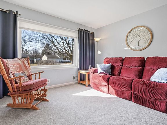 5th image of 5105 Old Colony Rd