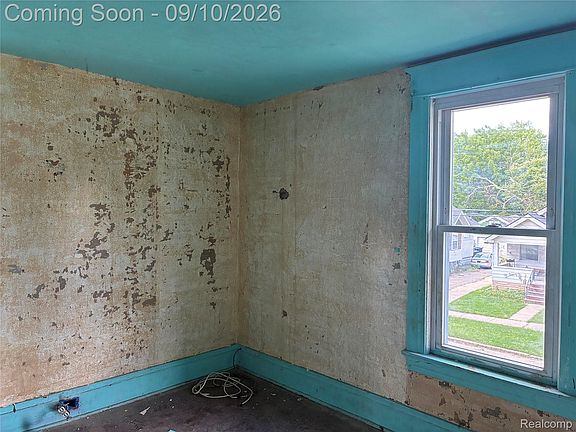 4th image of 1517 Iowa Ave