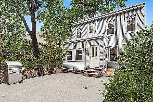 1st image of 10-13 47th Ave #2