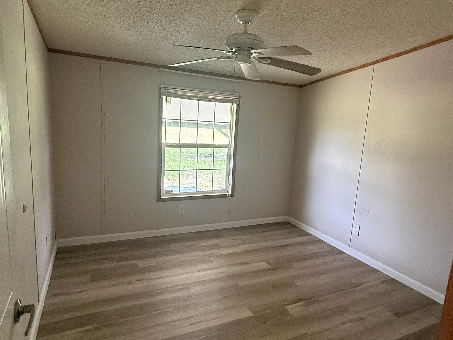 4 bed, 2366 sqft, $3,800 — Photo 3