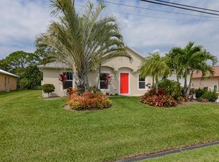 5890 NW Dowse St, Port Saint Lucie, FL 34986