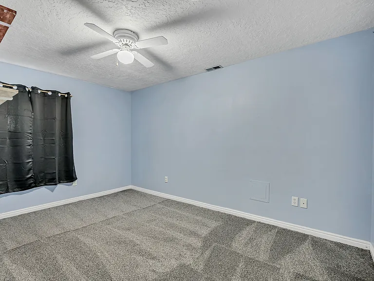 778 S 410 E — Photo 21