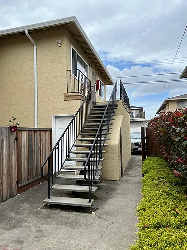 100 Kiely Blvd #4 Photo 1 100 Kiely Blvd #4 Photo 1