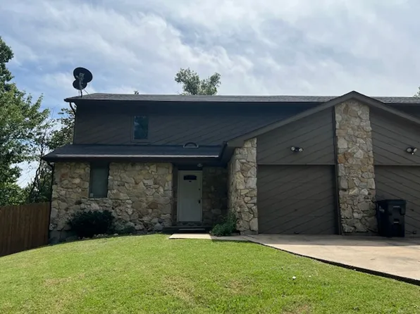 201- 203 Briarcrest Ct, 201-203 Briarcrest Ct, Columbia, MO 65203