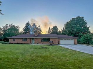 4165 N 160th St, Brookfield, WI 53005