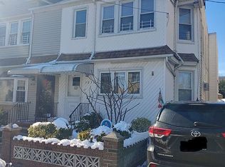 7036 68th St, Flushing, NY 11385