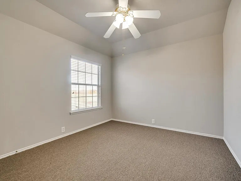 216 Touchdown Dr — Photo 15