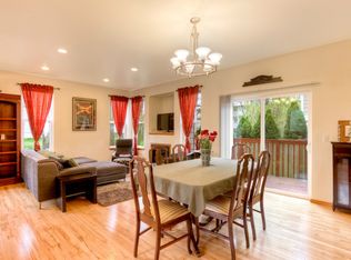 15010 12th Ave SW, Burien, WA 98166